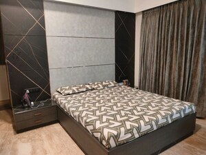 2 BHK Apartment For Rent in Sheth Auris Bliss, Malad West