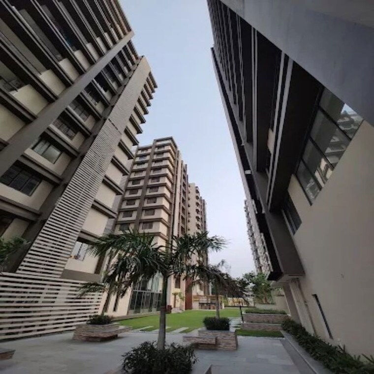 Exterior View, amit-realty-and-shree-rsh-the-ecos 4 Bedroom 2077 Sq.Ft. Apartment In Rajarhat New Town Kolkata 10336275