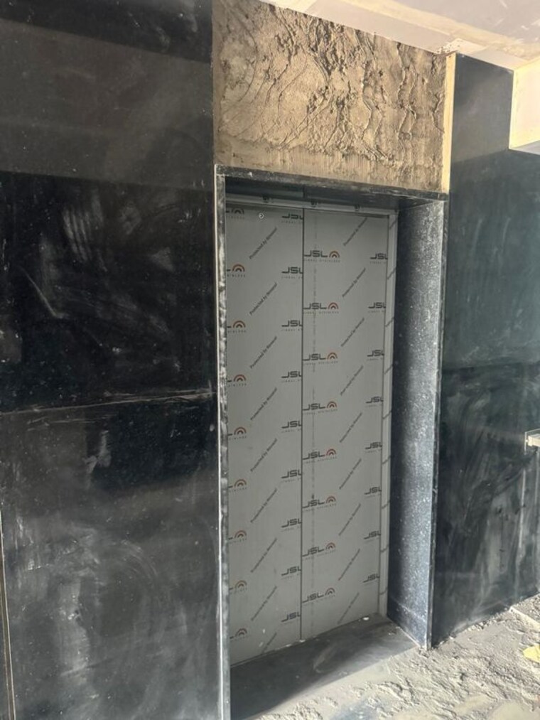 undefined, vijay nagar Commercial Office Space 606 Sq.Ft. In Vijay Nagar Indore 10336361
