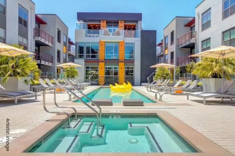 Swimming Pool, emaar-urban-oasis 4 Bedroom 4685 Sq.Ft. Apartment In Sector 62 Gurgaon 10336384