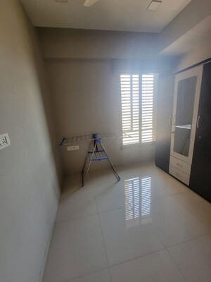 Room in 3 BHK Apartment at Aaryan Builders Embassy, Ambli – for Rent