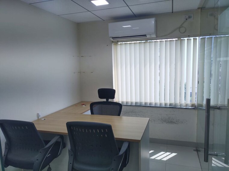 Team Area, sector v Commercial Office Space 1500 Sq.Ft. In Sector V Kolkata 10336438