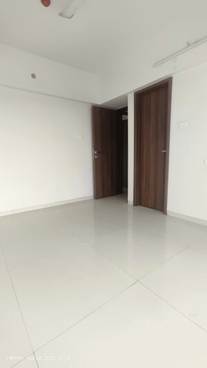 Room in 3 BHK Apartment at Rucha Stature, Dhayari – for Rent