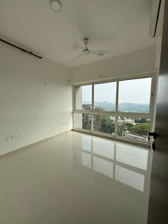 2 BHK Apartment For Rent in Omkar Ananta