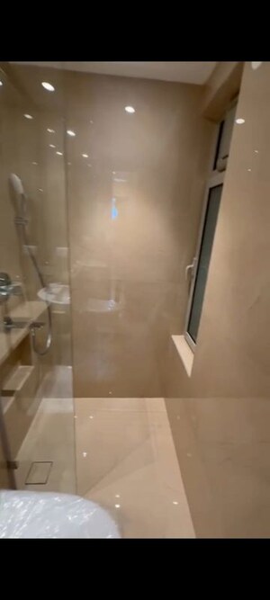 Furnished Amenities in 1 BHK Apartment at Hiranandani Highland, Powai – for Sale