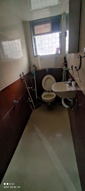 Team Area in 1 BHK Apartment at Adarsh Nagar CHS Worli, Worli – for Rent