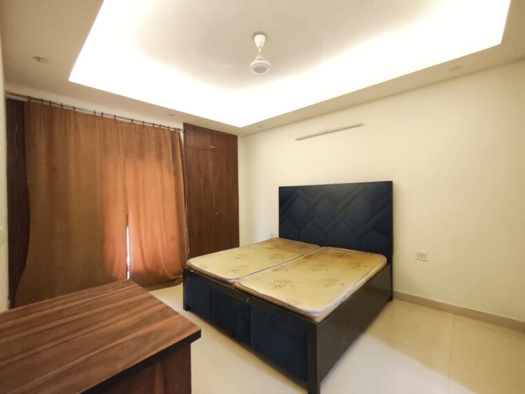 Bedroom, freedom fighters enclave 3.5 Bedroom 1200 Sq.Ft. Builder Floor In Freedom Fighters Enclave Delhi 10336481