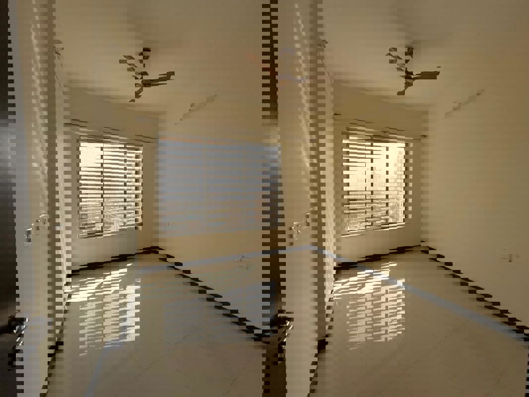 2 BHK + Servant Room 600 Sq.Ft. Apartment in Anant Metropolis Insignia Towers