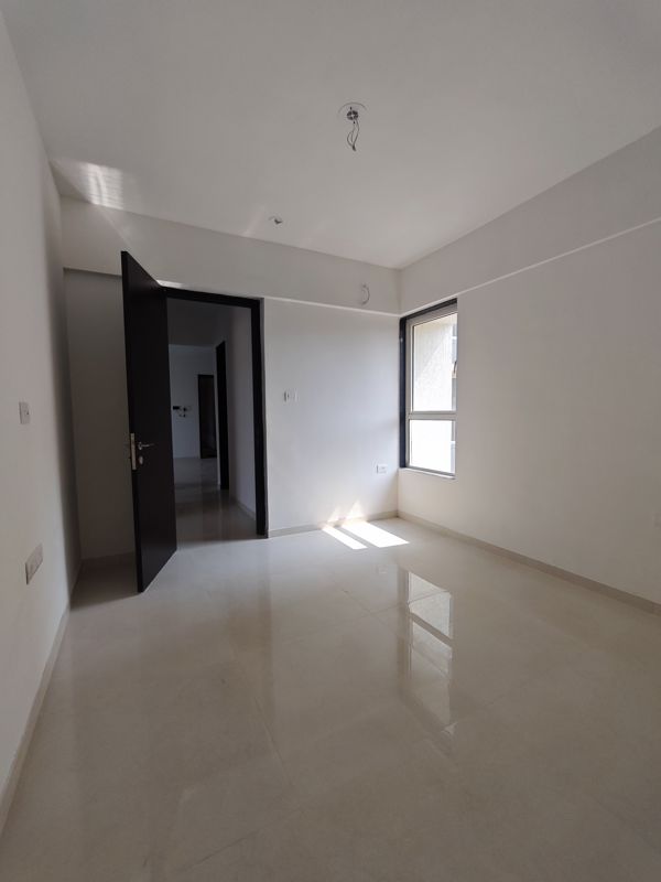 2 BHK + Pooja Room,Study Room,Extra Room Apartment For Sale in Mulund West