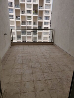 Room in 3 BHK Apartment at Marvel Brisa, Baner – for Rent