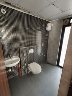 1 BHK Apartment For Rent in Lodha Downtown