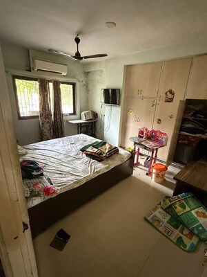 Bedroom in 3 BHK Apartment at Goyal Intercity, Memnagar – for Rent