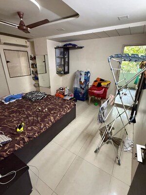 Team Area in 3 BHK Apartment at Goyal Intercity, Memnagar – for Rent