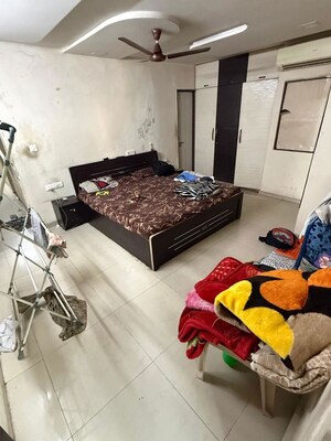 Bedroom in 3 BHK Apartment at Goyal Intercity, Memnagar – for Rent