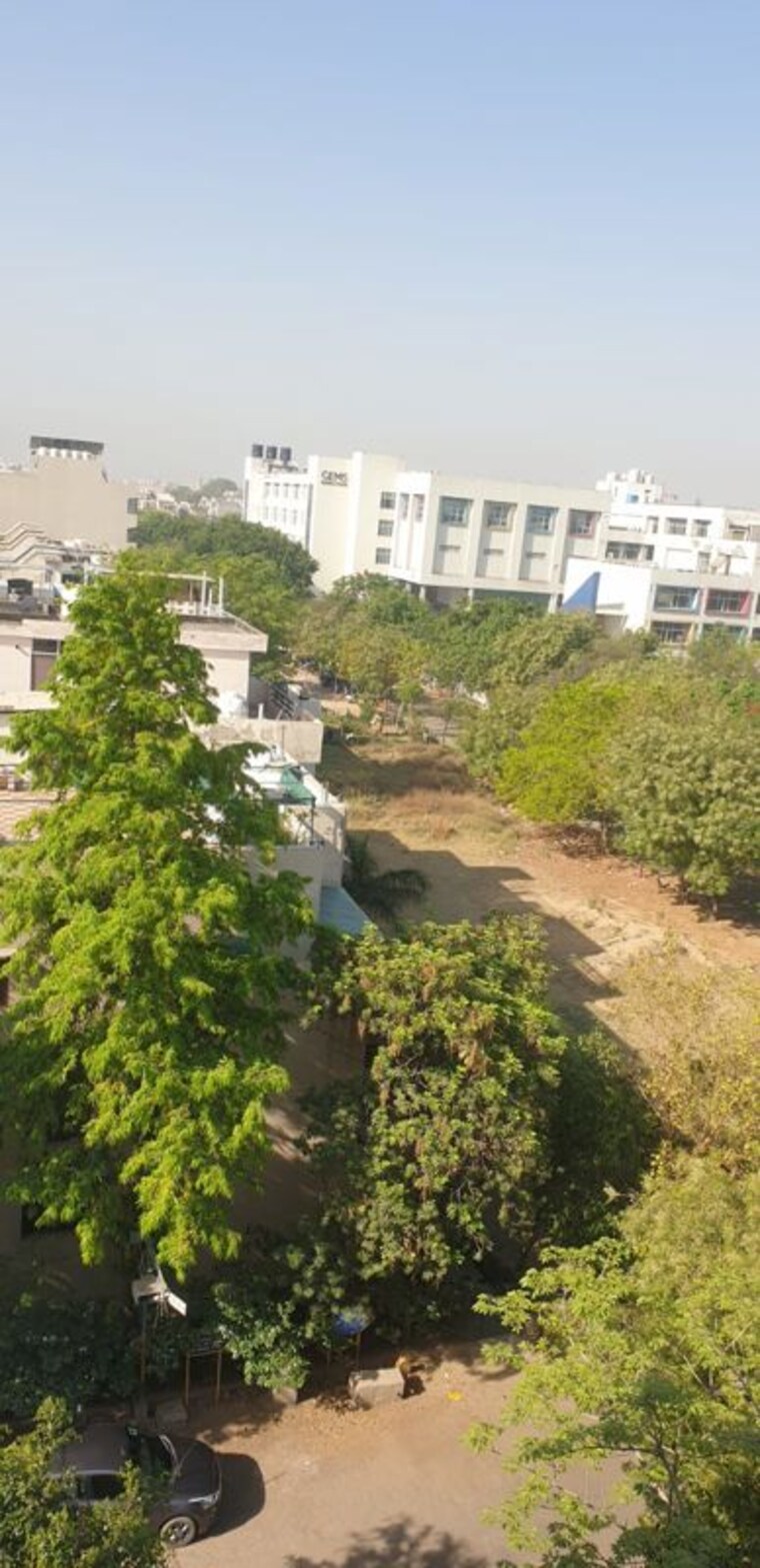 Exterior View, palam-vihar-residents-association 2 Bedroom 200 Sq.Yd. Builder Floor In Palam Vihar Gurgaon 10336578