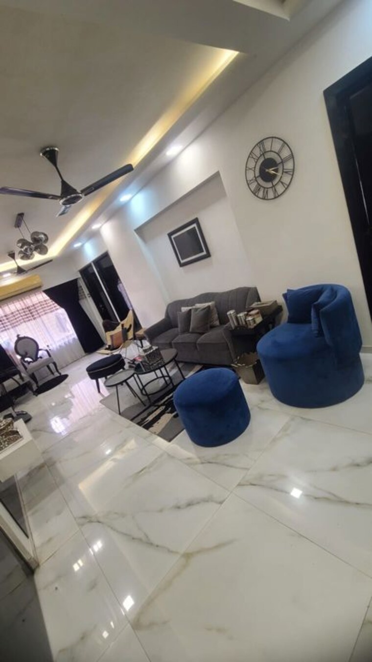 Living Room, dudhwala-complex-phase-2 3 Bedroom 1200 Sq.Ft. Apartment In Agripada Mumbai 10336529