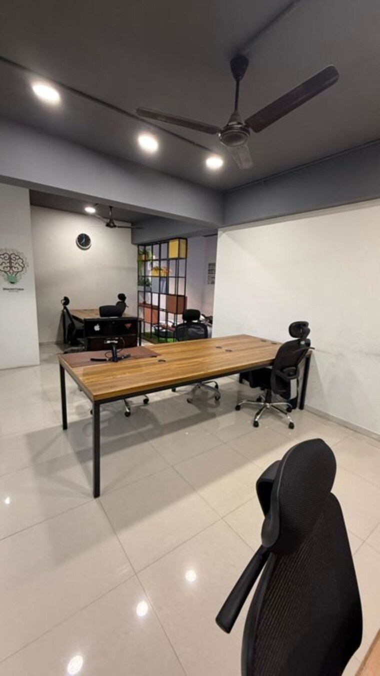 Team Area, science city Commercial Office Space 1000 Sq.Ft. In Science City Ahmedabad 10336628