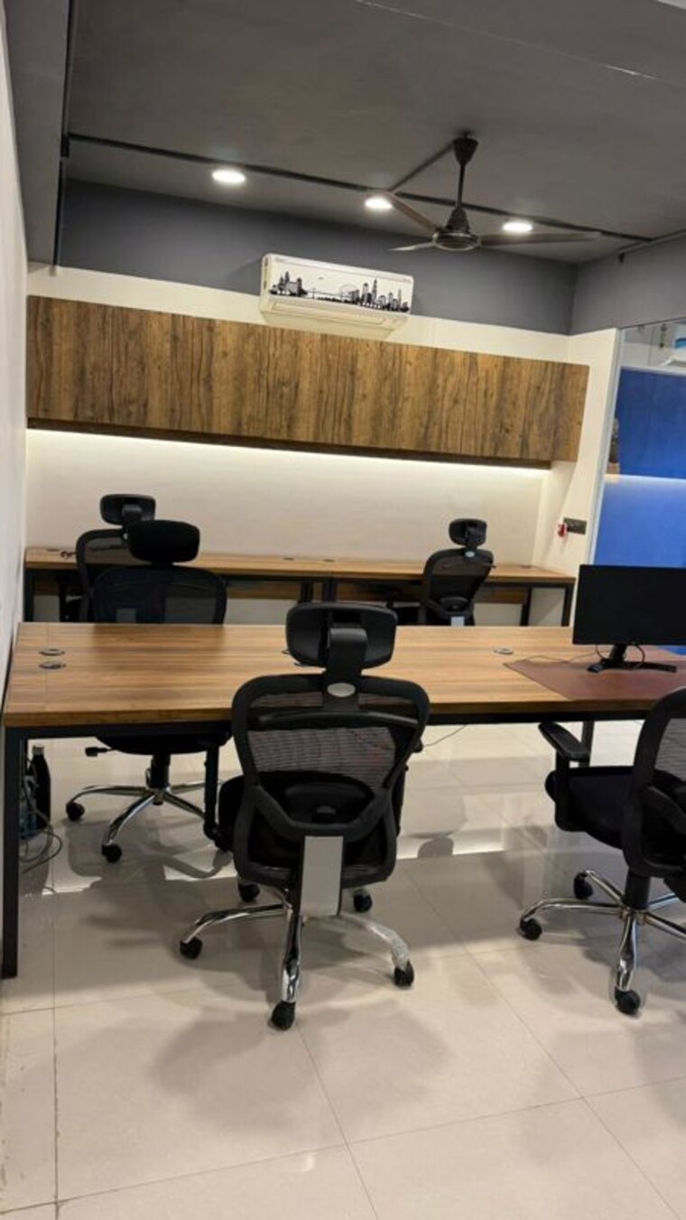 Team Area, science city Commercial Office Space 1000 Sq.Ft. In Science City Ahmedabad 10336628