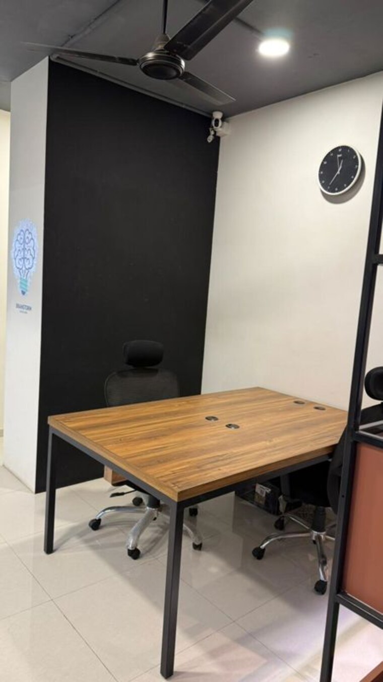 Bedroom, science city Commercial Office Space 1000 Sq.Ft. In Science City Ahmedabad 10336628