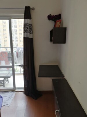 Living Room in 3.5 BHK Apartment at BPTP Park Grandeura, Sector 82 – for Sale