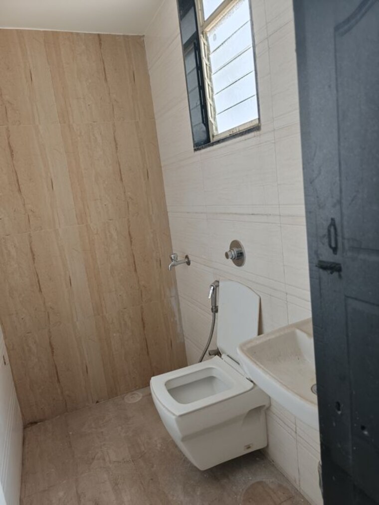 Bathroom, bhakti-heights-tilak-nagar Commercial Shop 220 Sq.Ft. In Tilak Nagar Mumbai 10336647
