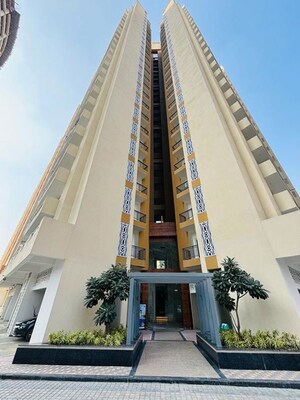 3.5 BHK Apartment – Exterior View View at Nirala Estate II, Tech Zone 4 Greater Noida - for Sale