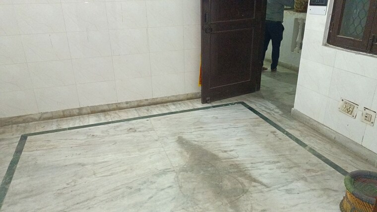 Room, vaishali sector 5 2 Bedroom 850 Sq.Ft. Builder Floor In Vaishali Sector 5 Ghaziabad 10336700