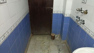 Bathroom in 2 BHK Builder Floor at Vaishali Sector 5 – for Sale