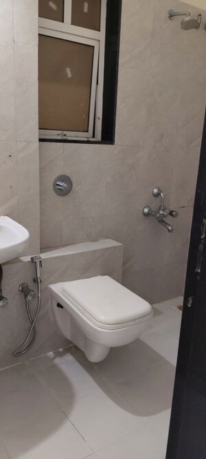 Bathroom in 1.5 BHK Apartment at Puranik Tokyo Bay Phase 2A, Kasarvadavali – for Rent