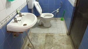 Bathroom in 2 BHK Builder Floor at Vaishali Sector 5 – for Sale