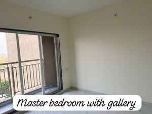 Room in 2 BHK Apartment at Anant Metropolis Insignia Towers, Kasarvadavali – for Rent