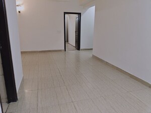 Room in 3.5 BHK Apartment at 3C Lotus Panache, Sector 110 – for Rent