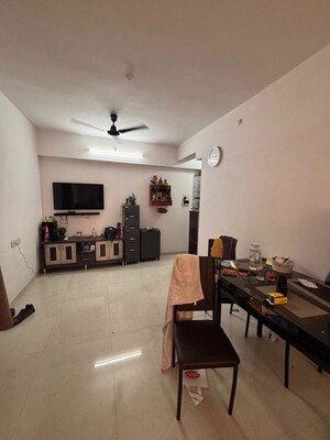 1 BHK Apartment For Rent in Shree Partha, Kasarvadavali