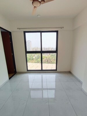 Room in 3 BHK Apartment at Mantra Meraki, Akurdi – for Rent