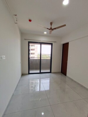 Room in 3 BHK Apartment at Mantra Meraki, Akurdi – for Rent