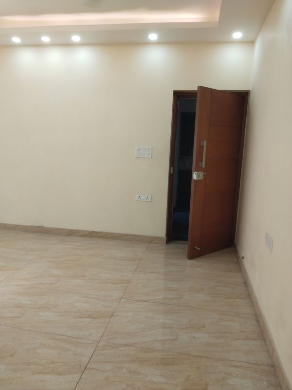 3 BHK + Store Room Builder Floor For Rent in Sarita Vihar
