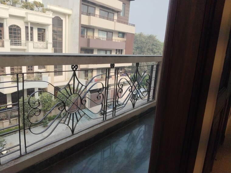 Balcony, jasola 4 Bedroom 3250 Sq.Ft. Builder Floor In Jasola Delhi 10332123