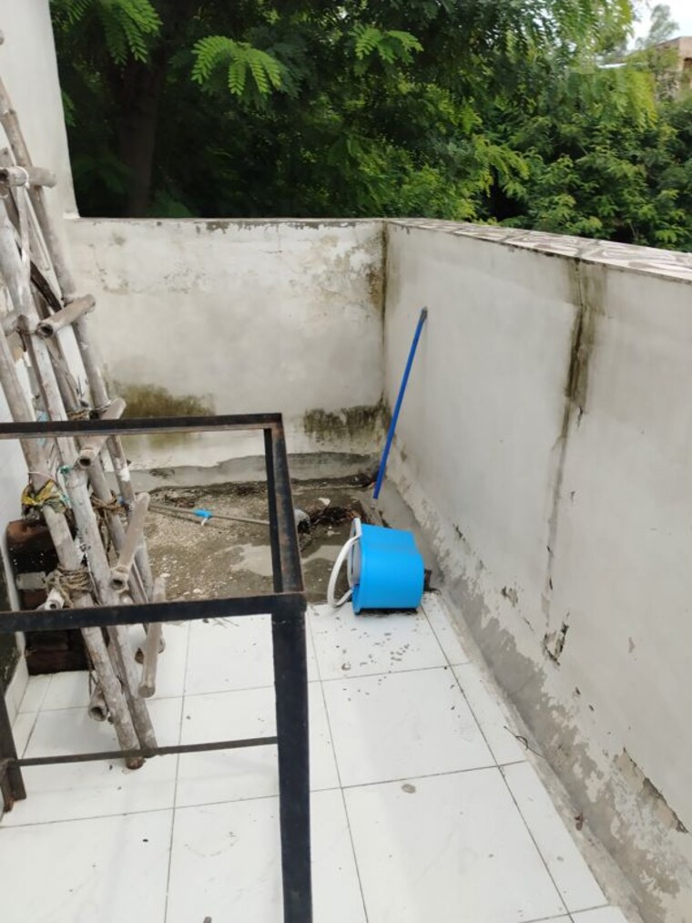 Balcony, sarita vihar 4 Bedroom 2250 Sq.Ft. Builder Floor In Sarita Vihar Delhi 10329684