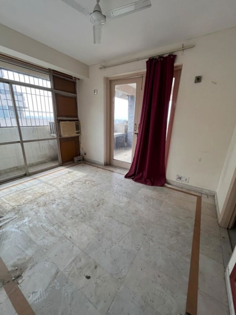 Room, ansal-sushant-lok-i 2.5 Bedroom 215 Sq.Yd. Builder Floor In Sector 43 Gurgaon 10336794