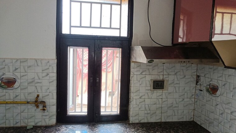 Kitchen, vaishali sector 3 2 Bedroom 680 Sq.Ft. Builder Floor In Vaishali Sector 3 Ghaziabad 10336763