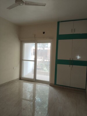 Room in 3 BHK Builder Floor at Sarita Vihar – for Sale