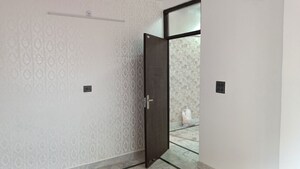 Room in 2 BHK Builder Floor at Vaishali Sector 3 – for Sale