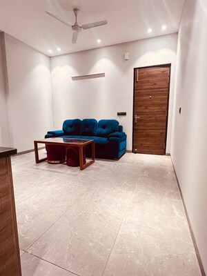 Kitchen in 3 BHK Builder Floor at Ansal API Vyapar Kendra, Sector 43 – for Rent