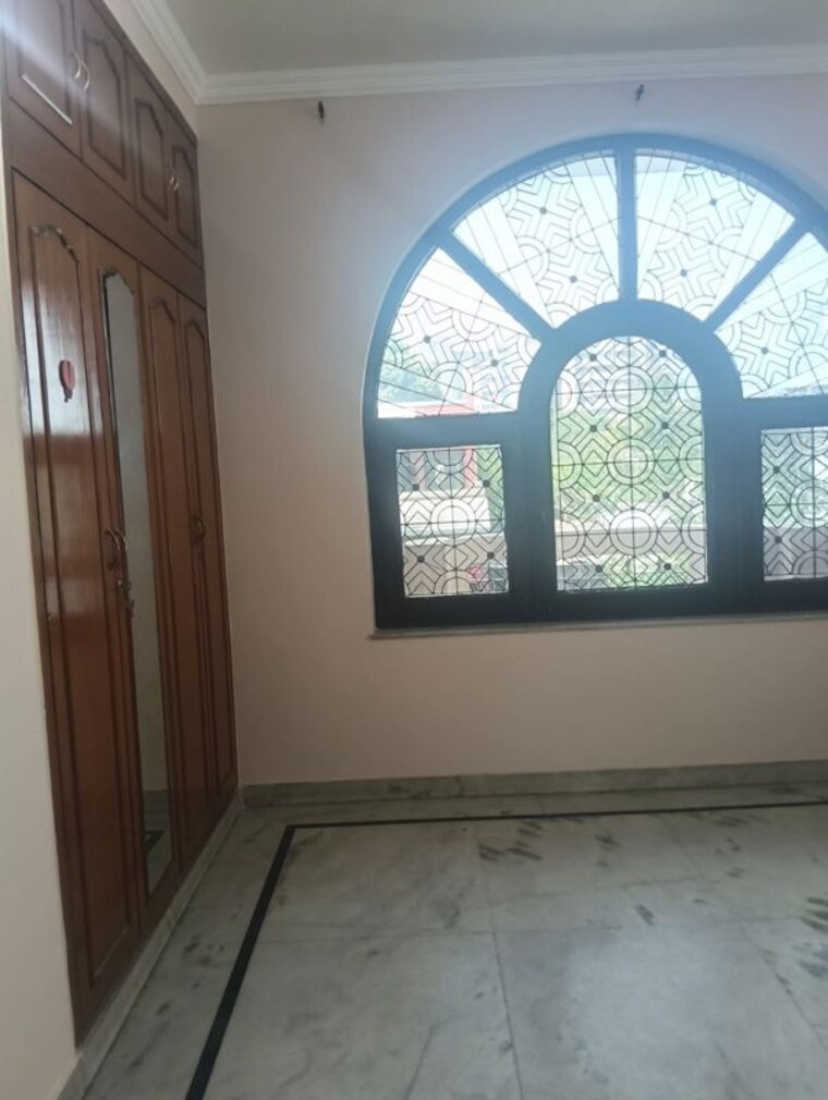 undefined, dlf-royale-residences 1 Bedroom 300 Sq.Yd. Builder Floor In Dlf Phase I Gurgaon 10336836