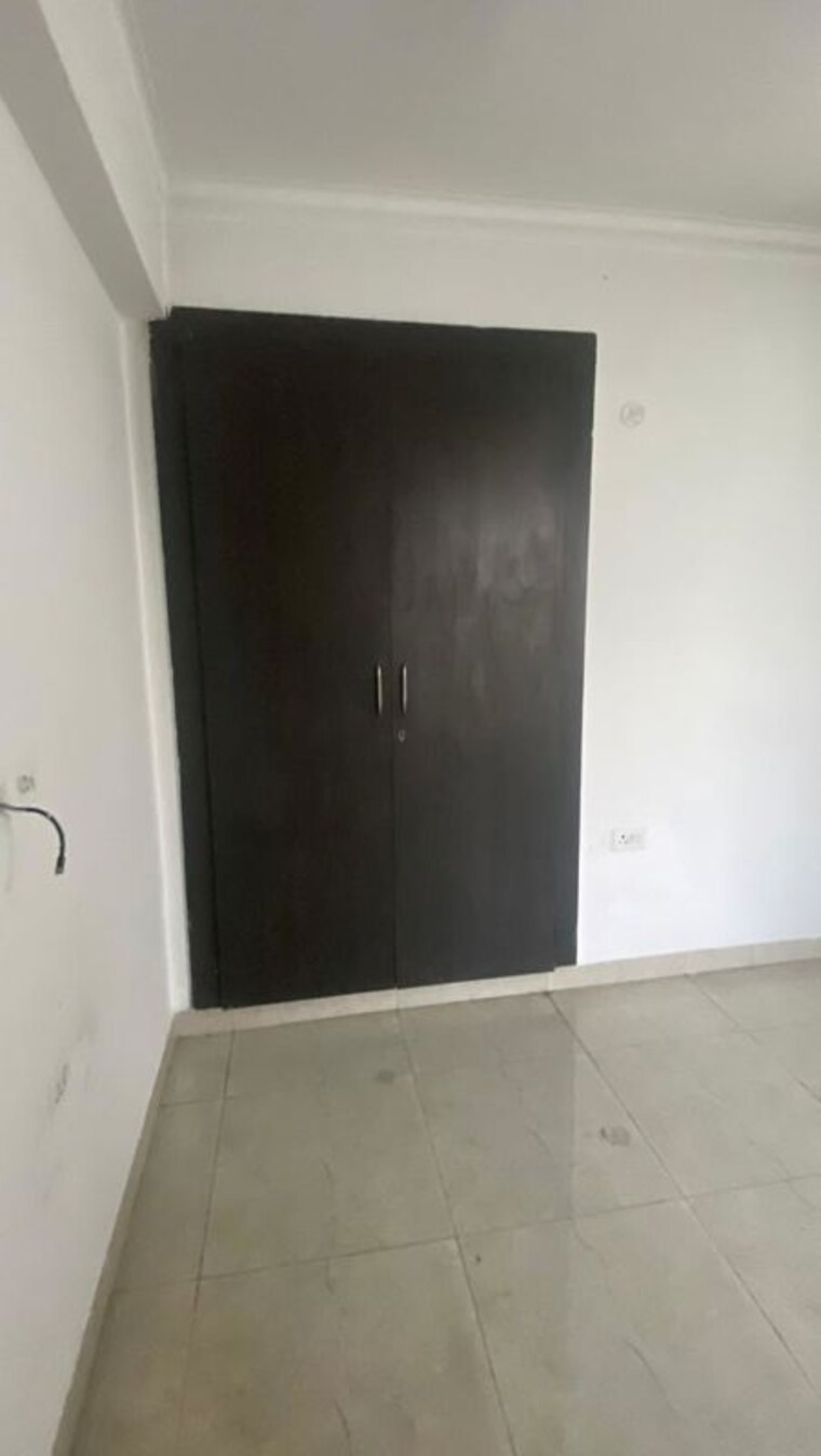 undefined, sds-nri-residency-omega-ii 3.5 Bedroom 1600 Sq.Ft. Apartment In Omega Ii Greater Noida Greater Noida 10336822