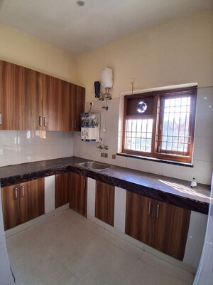 Kitchen in 3 BHK Builder Floor at DLF Garden Villas, Sector 43 – for Rent