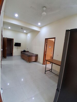 Living Room in 3 BHK Builder Floor at DLF Garden Villas, Sector 43 – for Rent