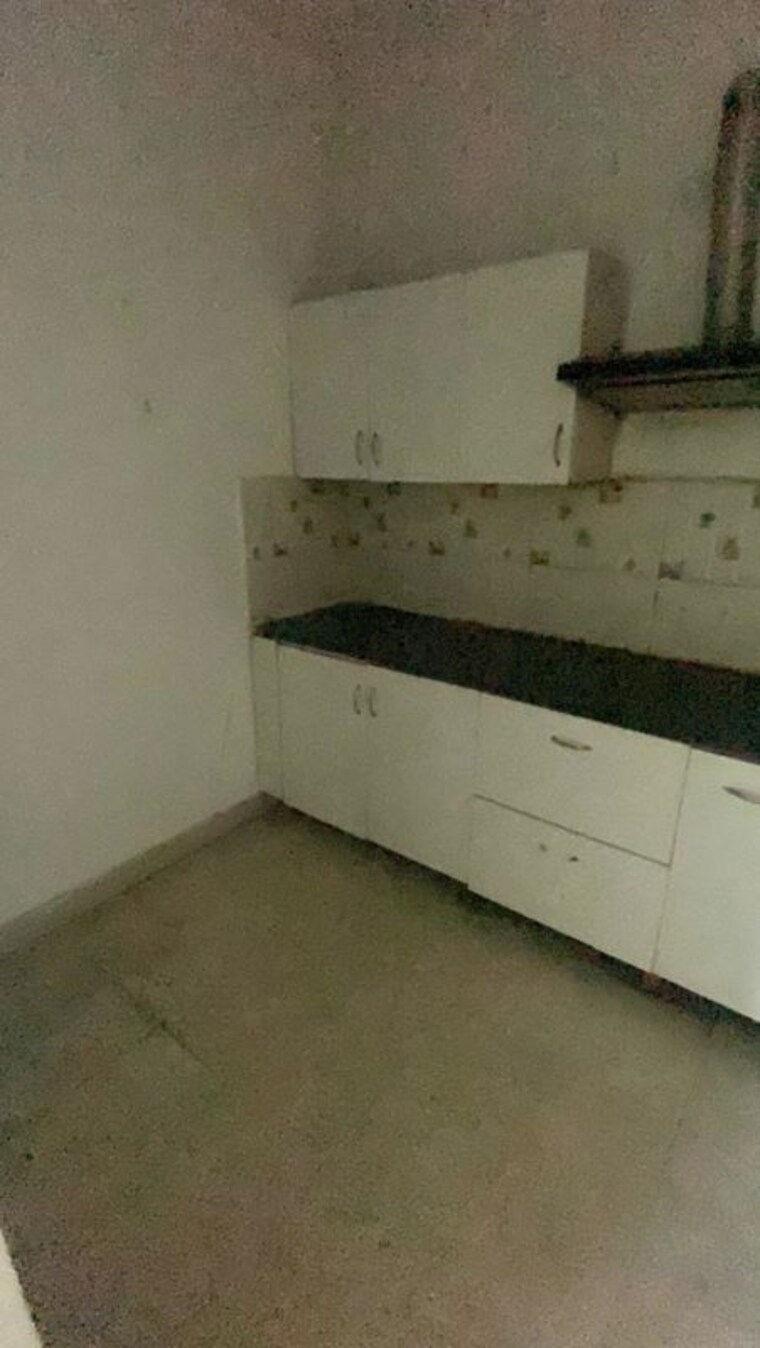 Kitchen, sds-nri-residency-omega-ii 3.5 Bedroom 1600 Sq.Ft. Apartment In Omega Ii Greater Noida Greater Noida 10336654