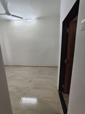 Room in 1 BHK Apartment at Imperial Paramount, Nalasopara West – for Sale