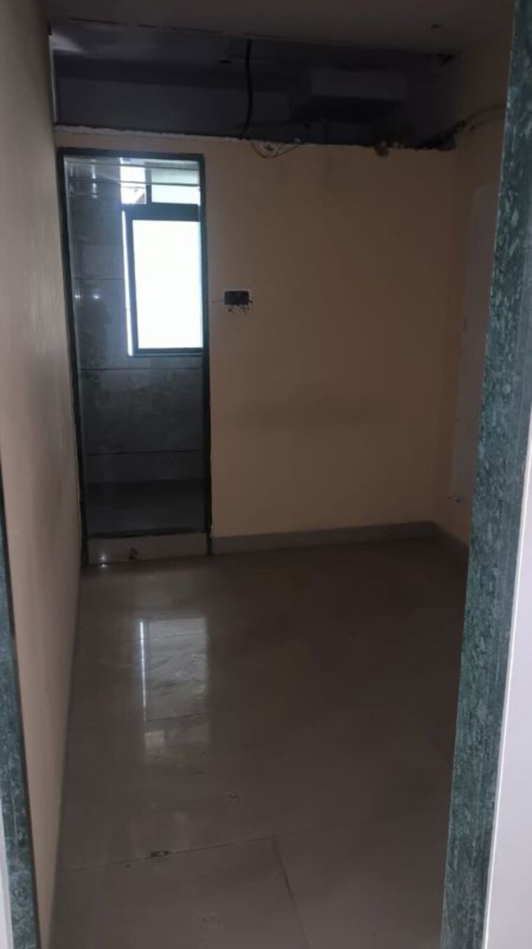 Bathroom, khopat Commercial Showroom 2000 Sq.Ft. In Khopat Thane 10336871